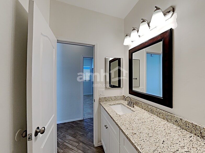 Building Photo - 895 E Autumn Harvest Pl