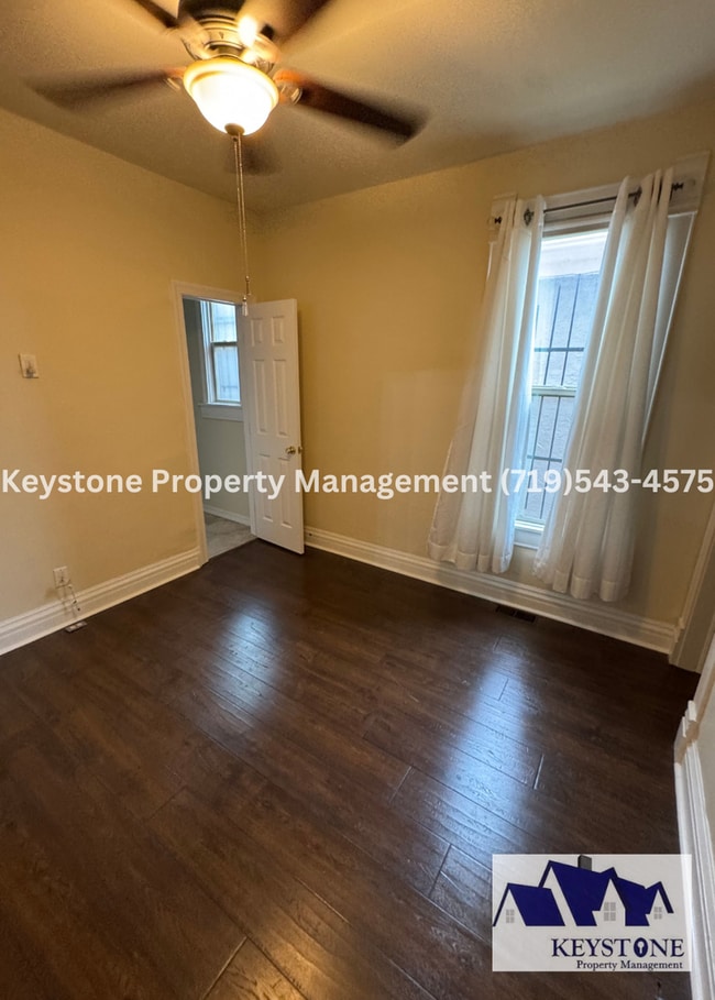 Building Photo - Charming Pet Friendly House 2 Bedroom/1.5 ...