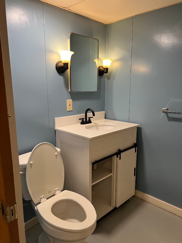 Building Photo - 225 Teeters Ct