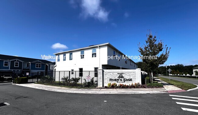 Building Photo - 1421 Captiva Cv