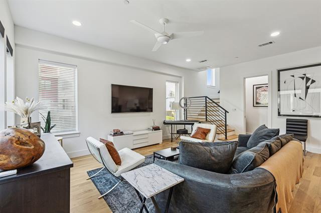 Building Photo - 2916 Hawthorne Ave