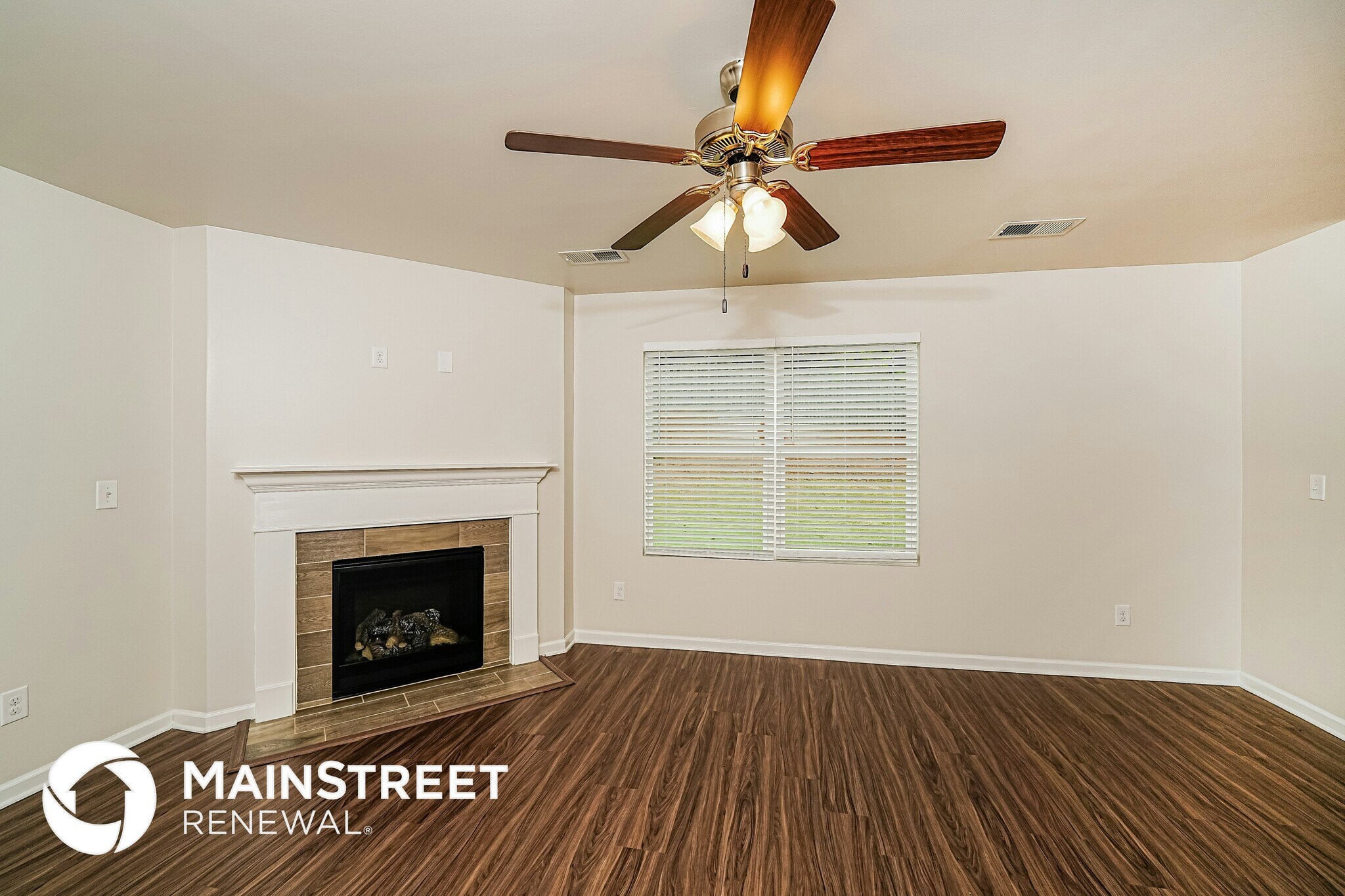 Building Photo - 180 Belmont Way