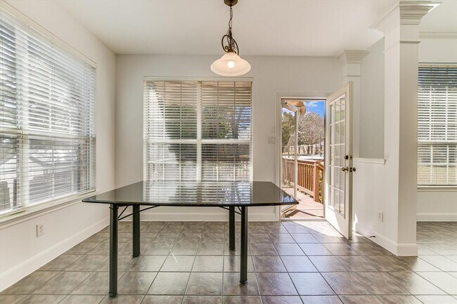 Building Photo - 7301 Fabion Dr
