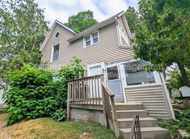 Primary Photo - 716 Kellogg St SE