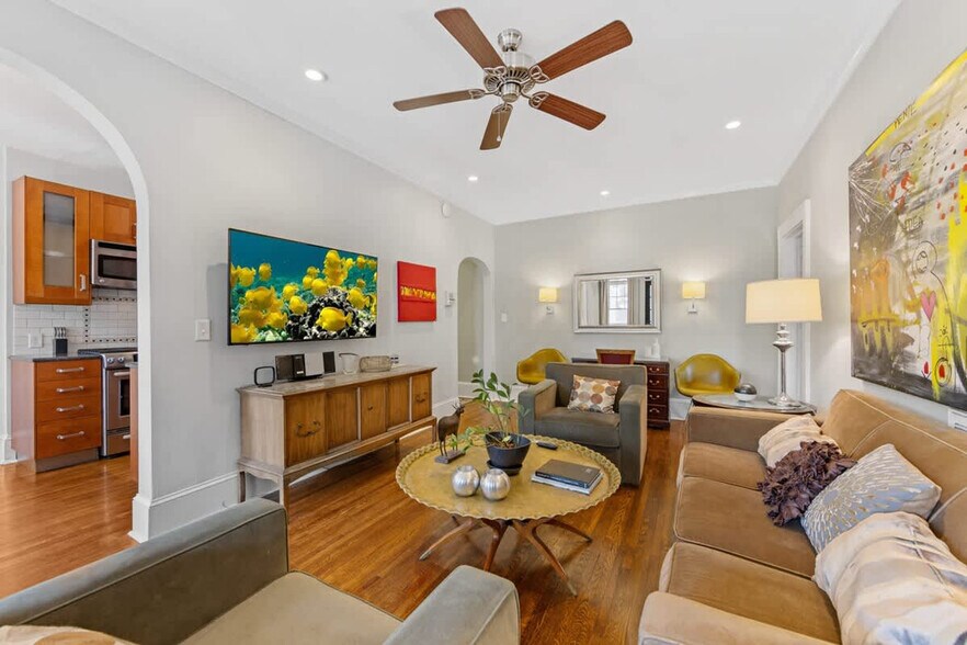 Building Photo - 500 Queens Rd