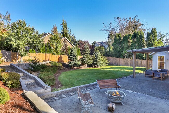 Building Photo - 7415 204th St SW