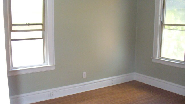 Building Photo - 5 Mapes Terrace