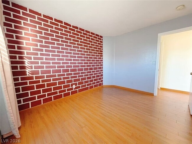 Building Photo - 5386 Walcott Dr