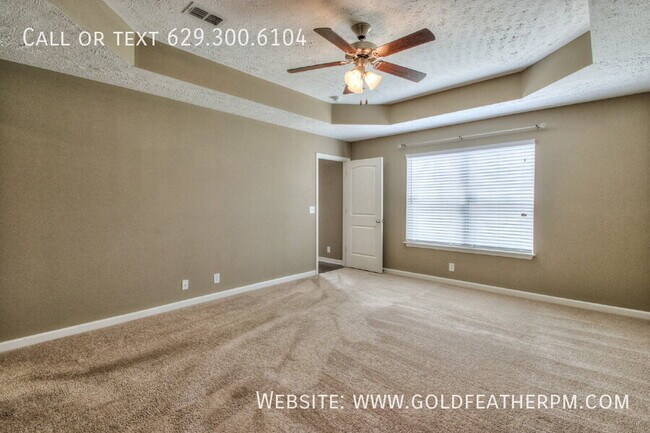 Building Photo - 3353 Tourmaline Dr