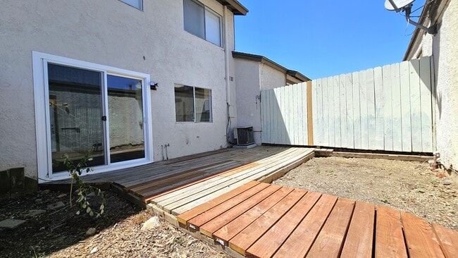 Building Photo - 2344 Canyon Park Dr