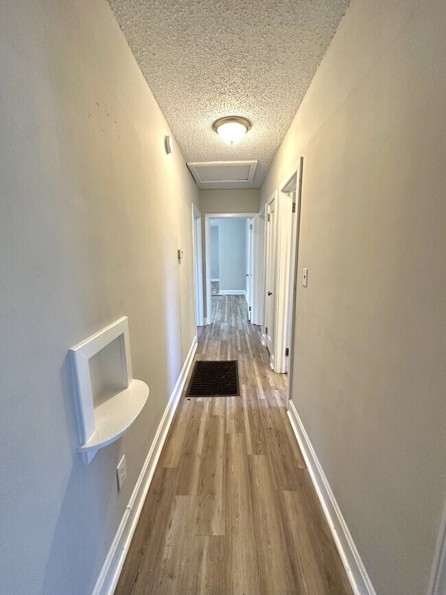 Building Photo - 200 23rd St SW