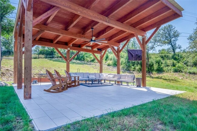 Building Photo - 4300 N Derrick Cove