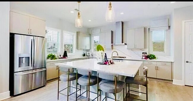Building Photo - 27366 Hyland Ct