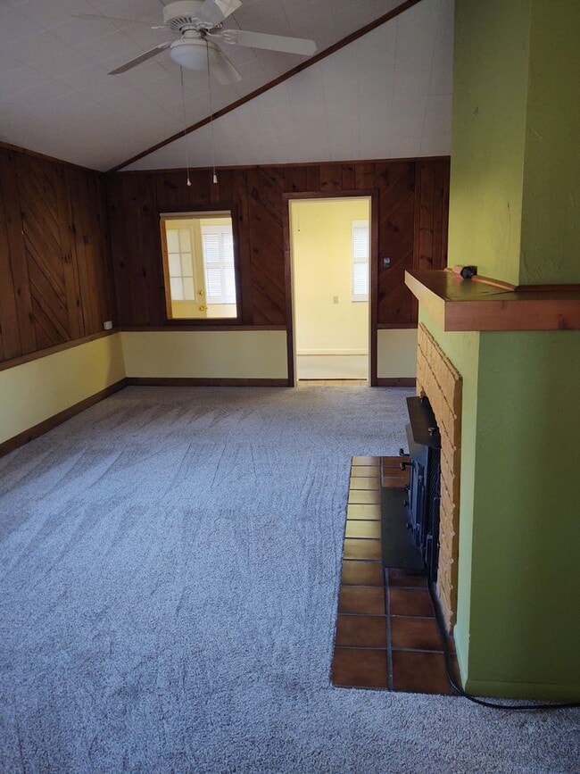 Building Photo - Wake Up to the View of the Great Smokey Mountains overlooking picturesque Downtown Sylva!!