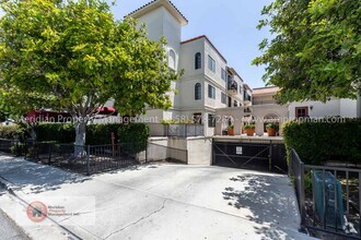 Building Photo - 2 Bed, 2 Bath Condo-North Park