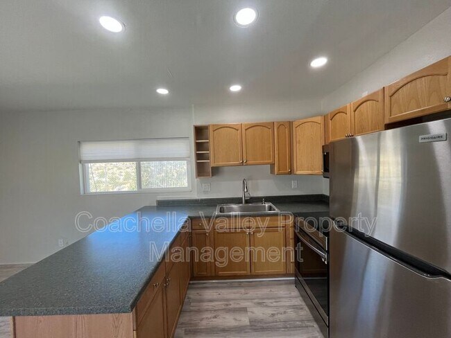 Building Photo - 61850 Sagebrush Rd