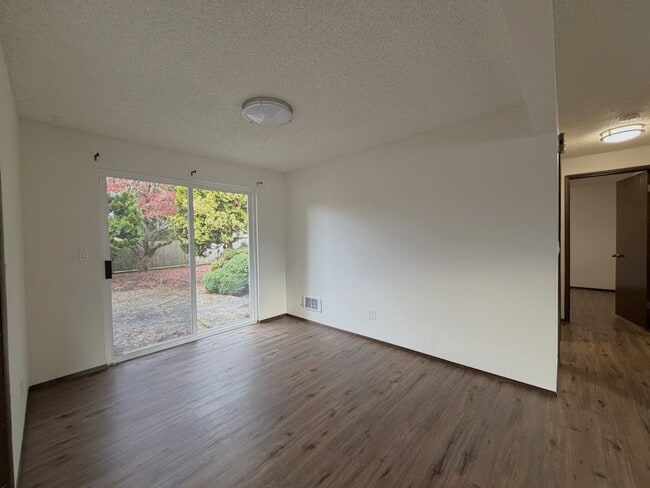 Building Photo - Olson -7721 &amp; 7723