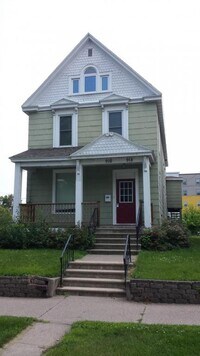 Building Photo - 918 Vine St