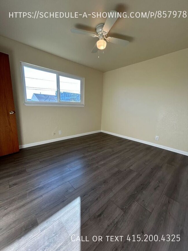 Building Photo - Charming Newly Remodeled Home in the Heart...