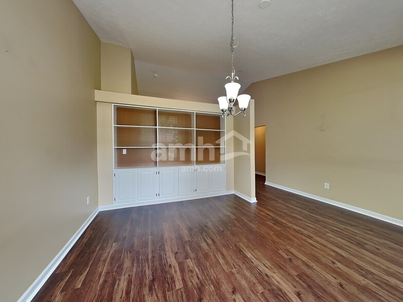 Building Photo - 5884 W Falling Waters Dr