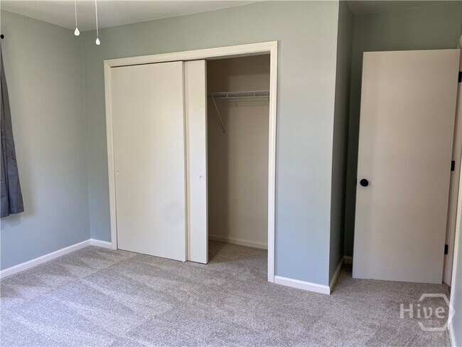 Building Photo - 12438 Largo Dr