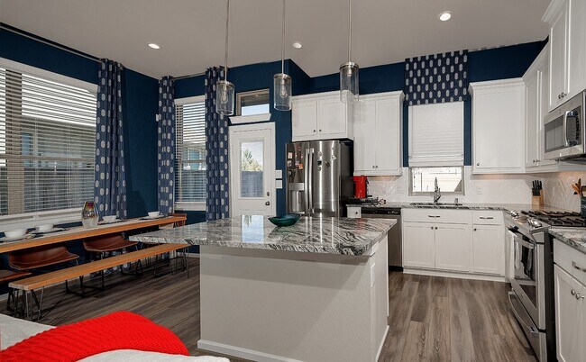 Building Photo - 19646 San Angelo Park Dr