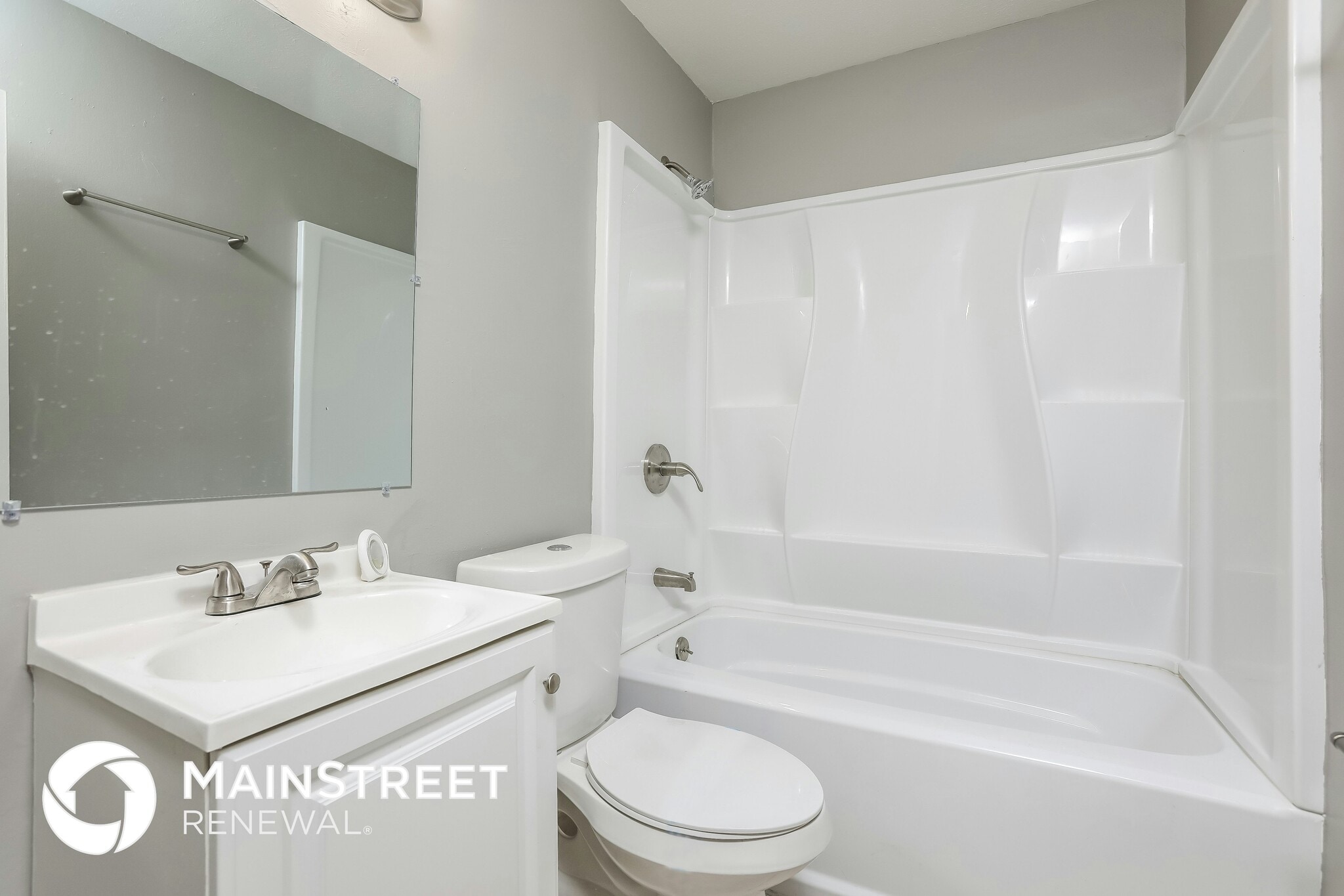 Building Photo - 470 Sunnyview Cir