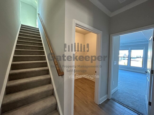 Building Photo - 505 Colebrook Wy