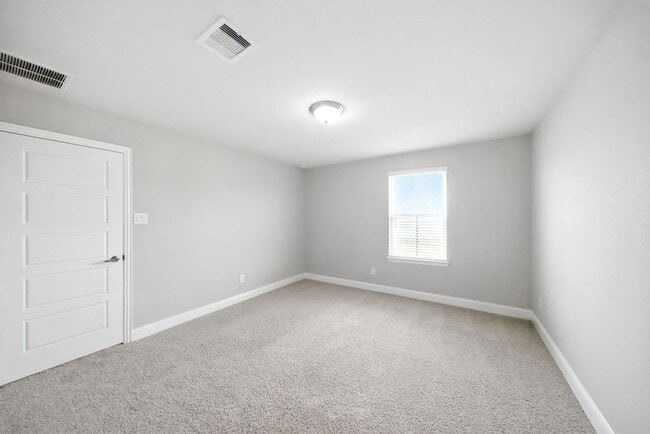 Building Photo - 32943 Turning Springs Dr