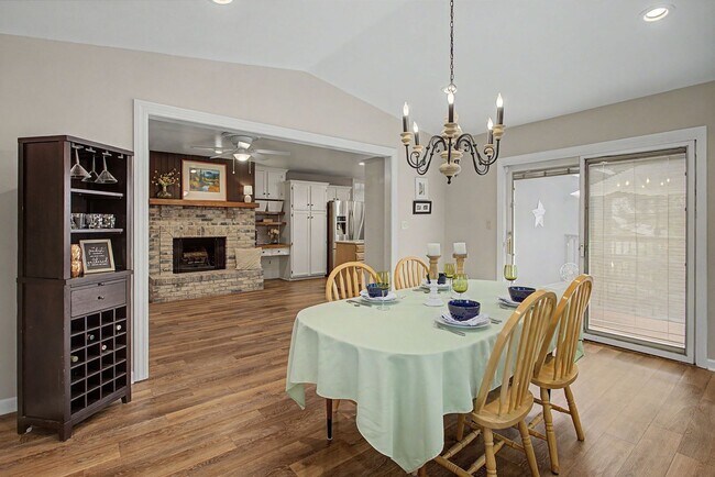 Building Photo - Peaceful Ranch Retreat with 4 Spacious Bedrooms!!