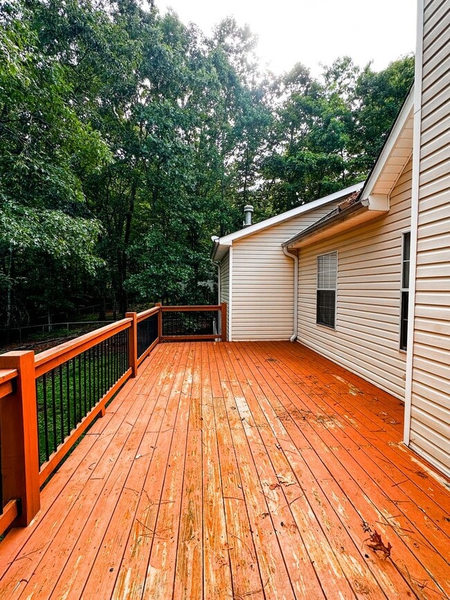 Building Photo - Large North Forsyth home with Garage