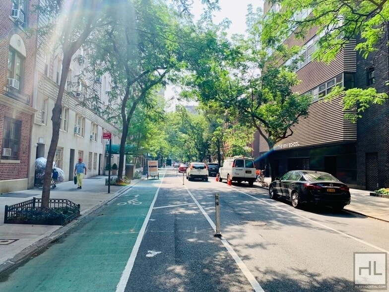 Building Photo - WEST 12 STREET