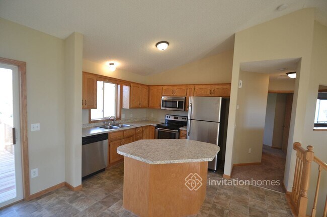 Building Photo - 7151 148th Ln NW