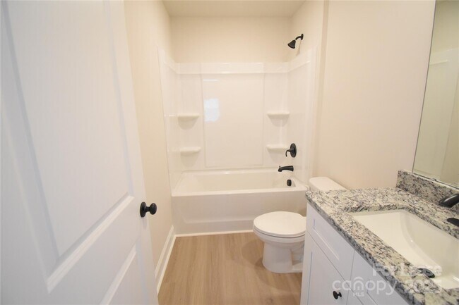 Building Photo - 3519 Narrow Ln