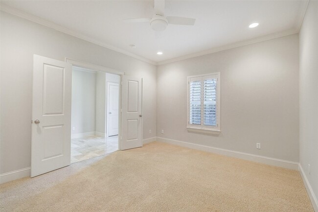 Building Photo - 2301 Park St