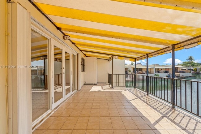 Building Photo - 15504 Sharpecroft Dr