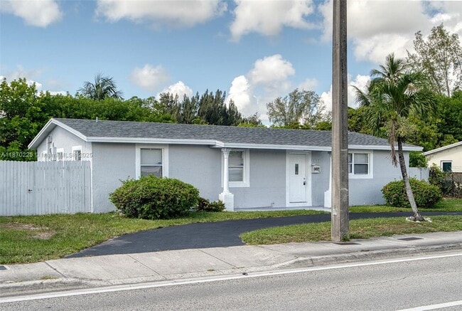 Building Photo - 1402 NW 19th St