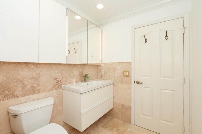 Building Photo - 4338 Gator Trace Cir