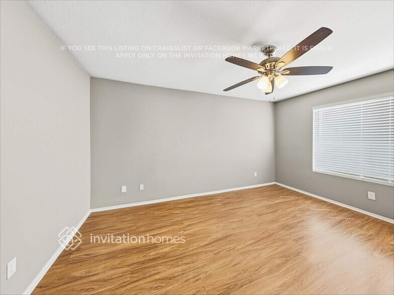 Building Photo - 16487 N 67th Dr