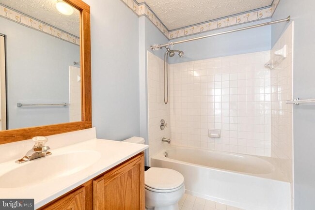 Building Photo - 116 Leeds Creek Cir