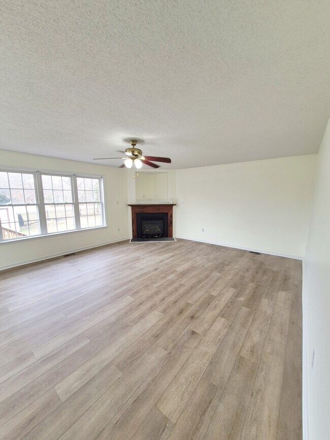 Building Photo - 7221 Oakmere Ct