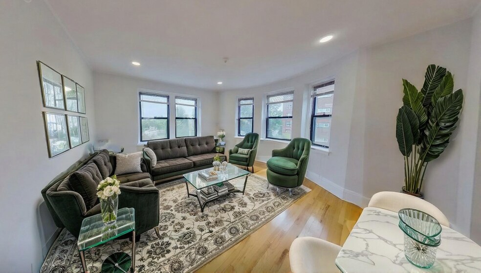 Primary Photo - 134 Highland Ave