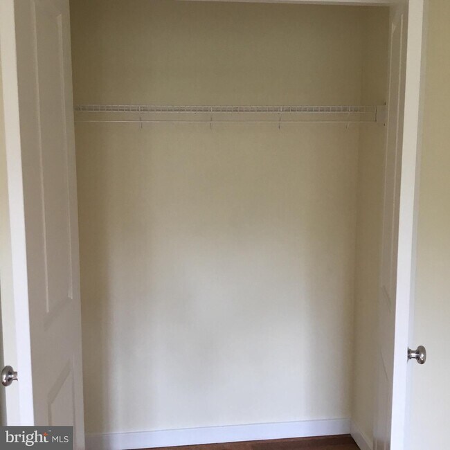 Building Photo - 13312 Sheffield Manor Dr