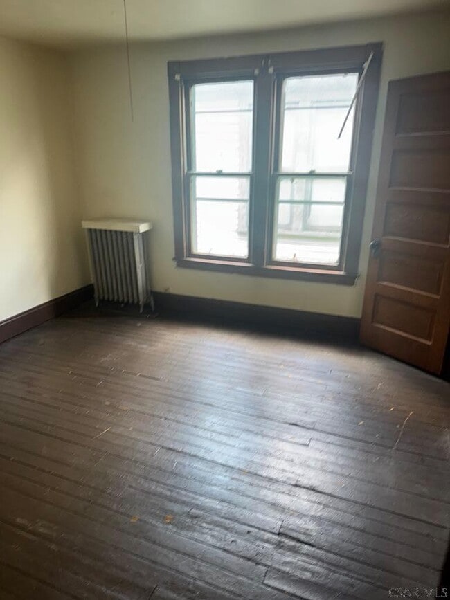 Building Photo - 84-86 Golde St