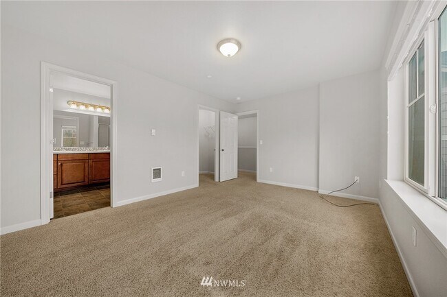 Building Photo - 16439 77th Avenue Ct E