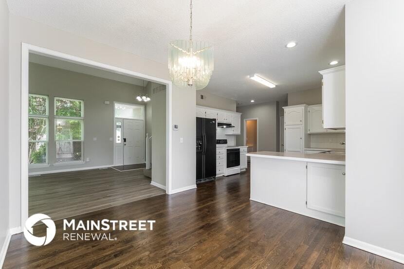 Building Photo - 18417 Spruce St