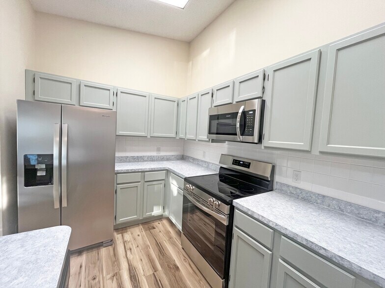 Building Photo - 26 Aledo Ct