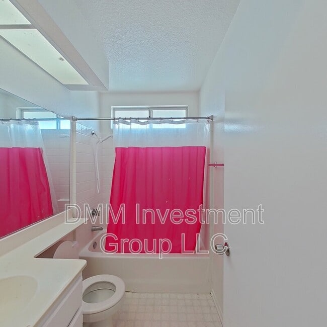 Building Photo - 14570 Stonecreek Trail