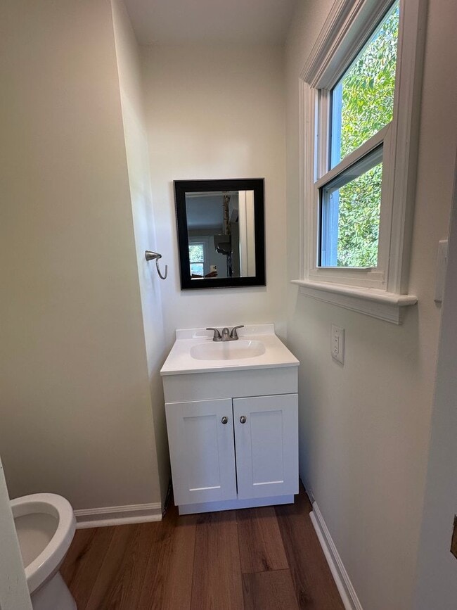 Building Photo - House for Rent