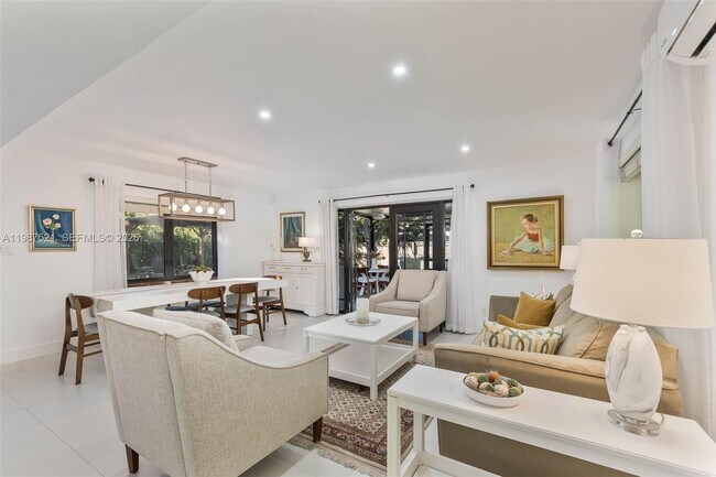 Building Photo - 7720 SW 59th Ct